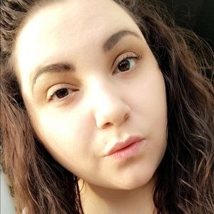 Meet your Posher, Tanya